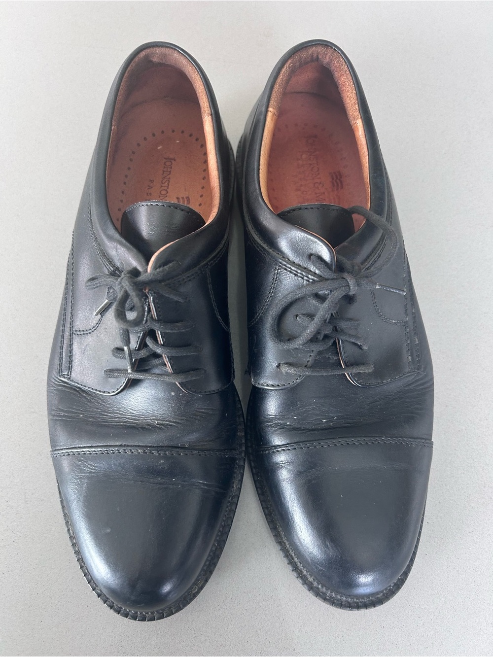 Johnston & Murphy Men’s Black Leather Mason Cap-Toe Derby Dress Shoes Size 8